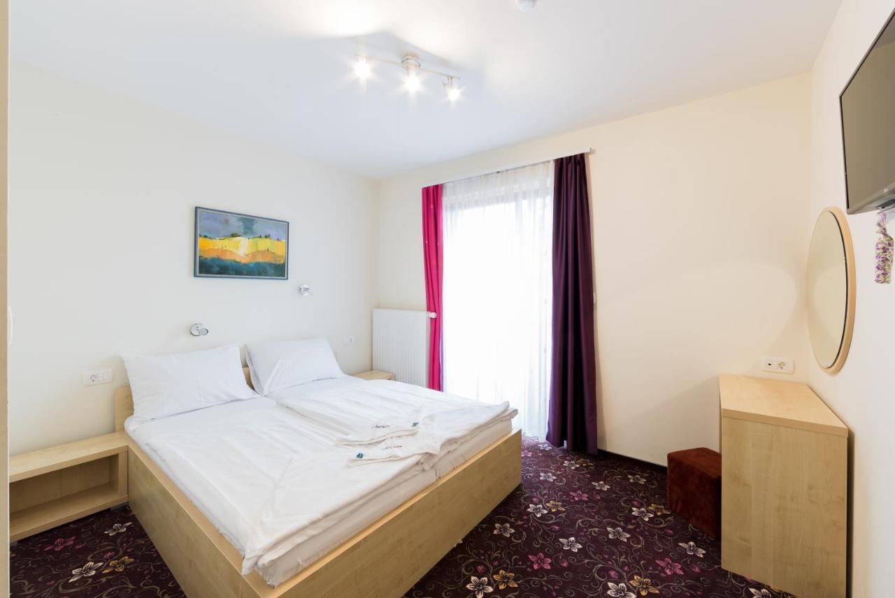 Hotel Jakec Trije Kralji Na Pohorju Zgornja Loznica المظهر الخارجي الصورة
